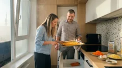 Povadlá mrkev z lednice nemusí do koše: upečte tenké placky, které nahradí tortillu