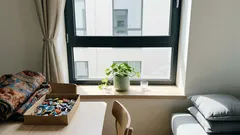 Vizuální šum doma: 10 drobností, které zbytečně ubírají klid a světlo