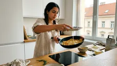 Hotové za 10 minut – „líné“ chačapuri z kousků lavaše, které křupe na okraji